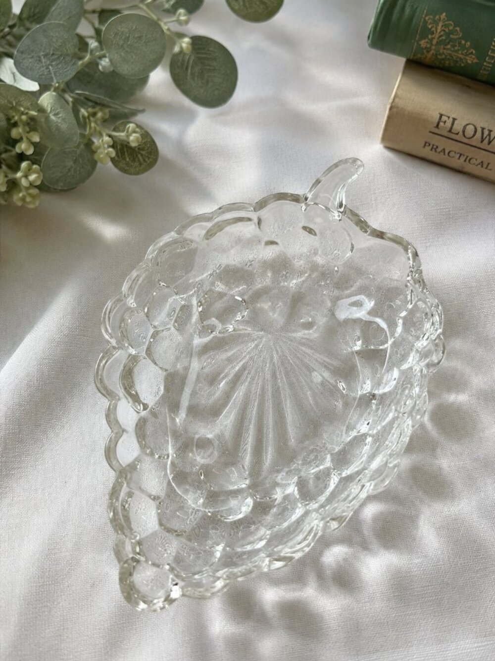 Vintage Clear Glass Grape Cluster Dish Pressed Glass Candy Nut Bowl 7" MCM Decor